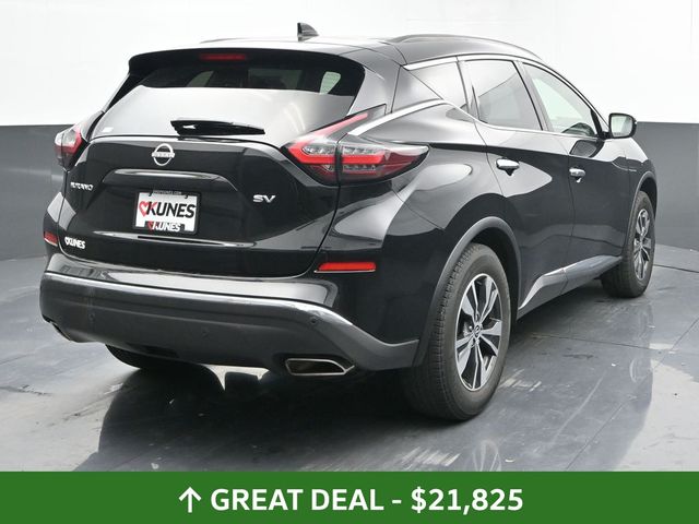 Vehicle image 28 of 118