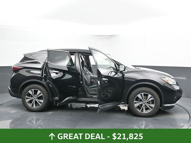 Vehicle image 23 of 118