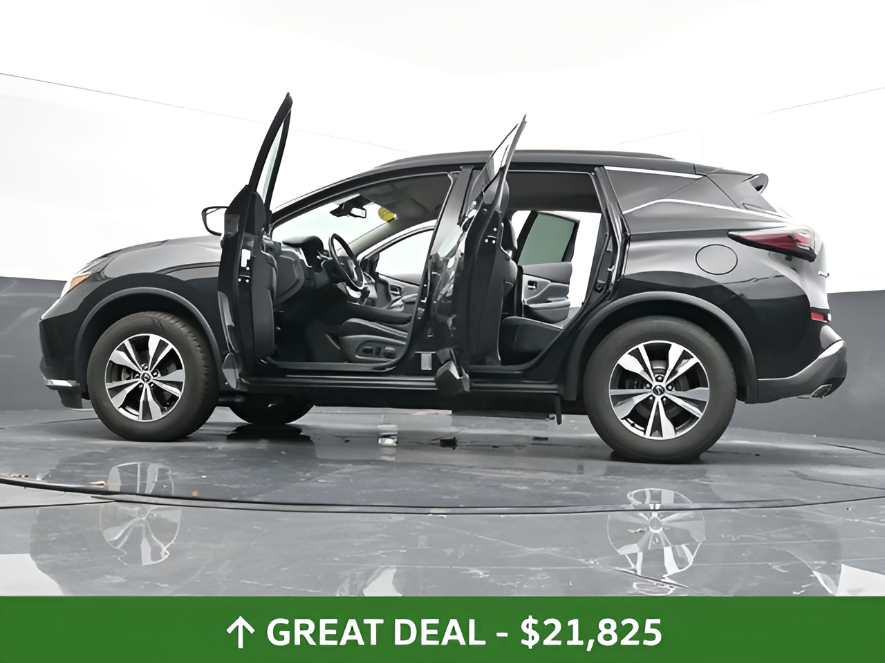 Vehicle image 114 of 118