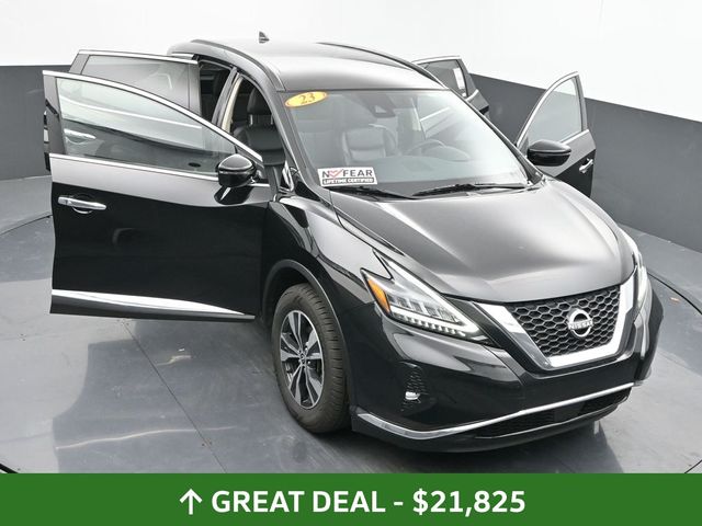 Vehicle image 15 of 118