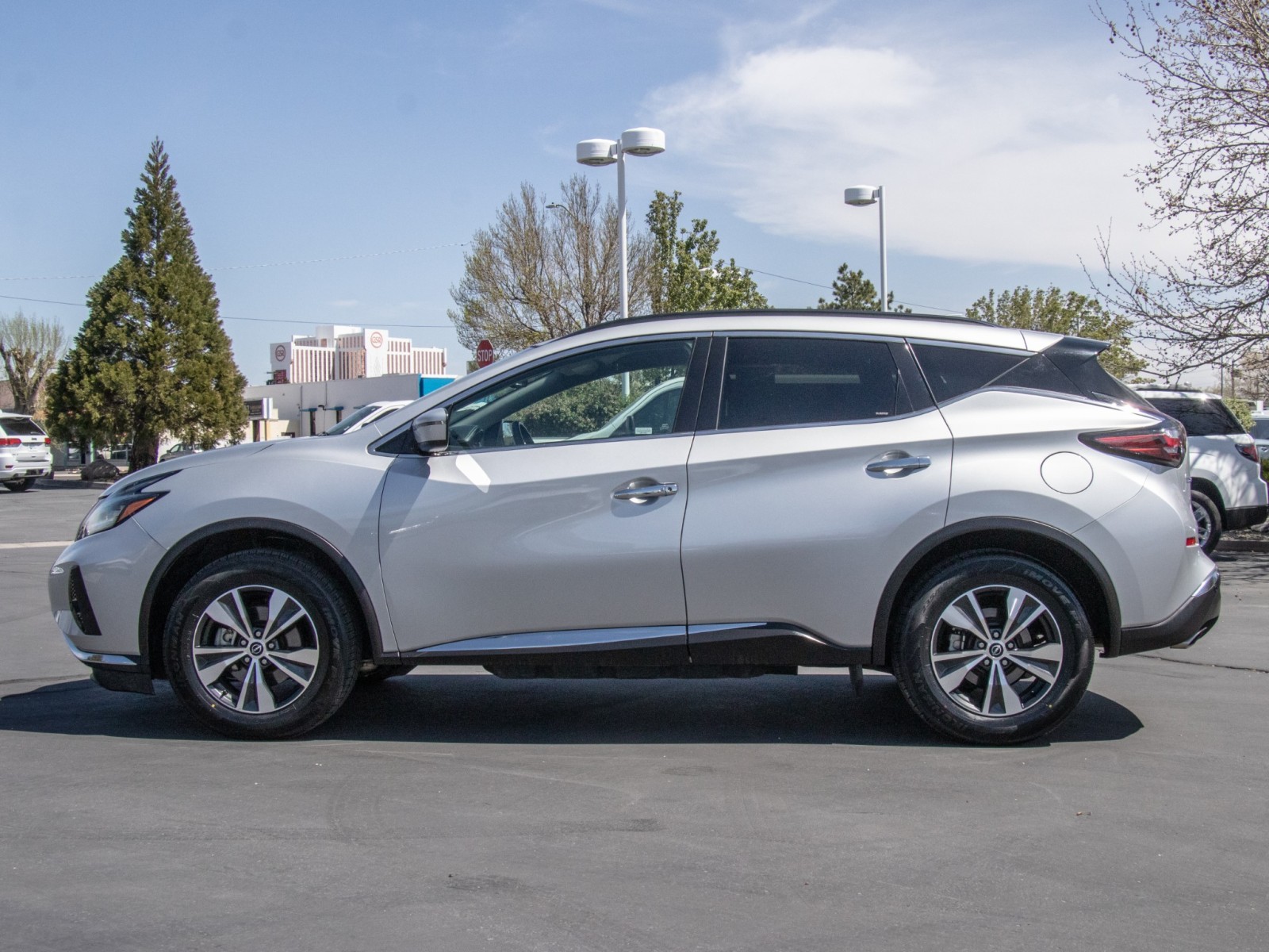 Vehicle image 8 of 26
