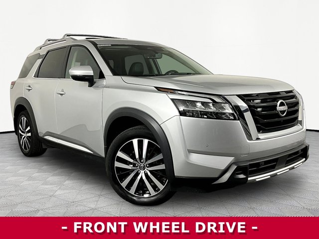 2023 Nissan Pathfinder Platinum Image 3 of 41