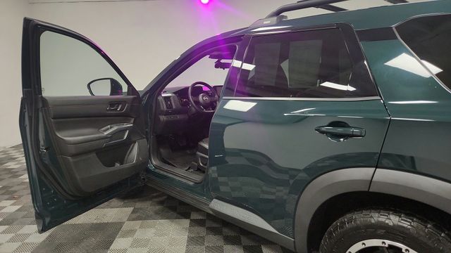 Vehicle image 25 of 25