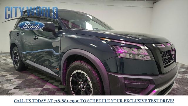 Vehicle image 4 of 25