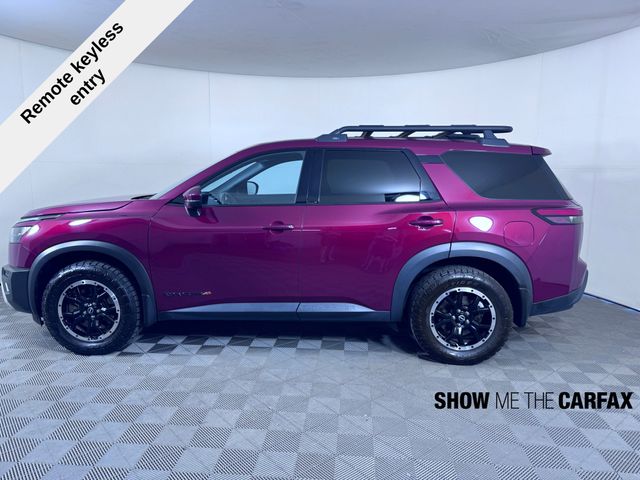 Vehicle image 9 of 40