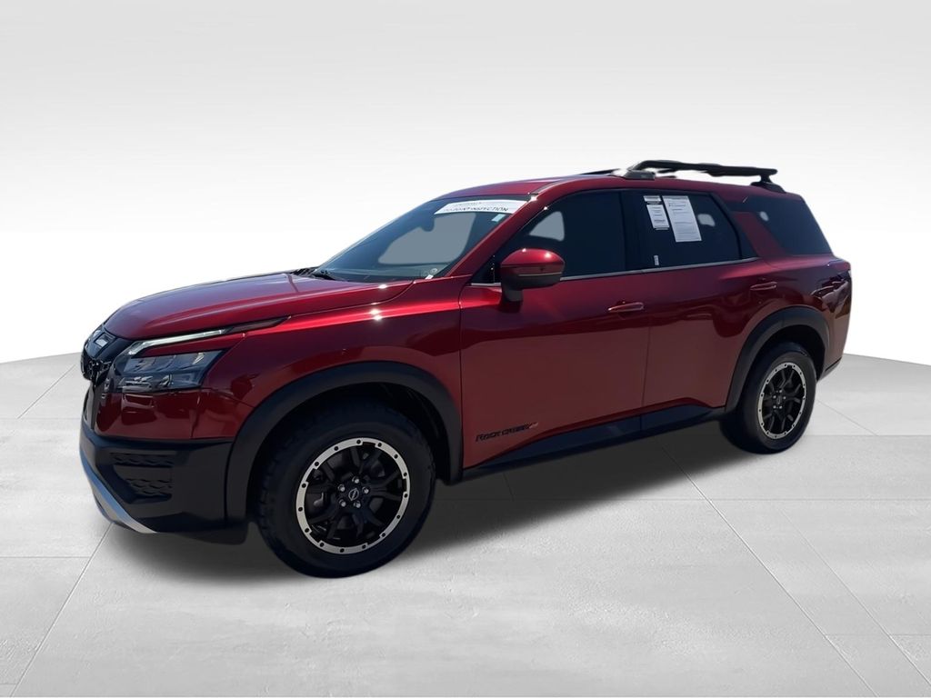 2023 Nissan Pathfinder Rock Creek Image 2 of 26