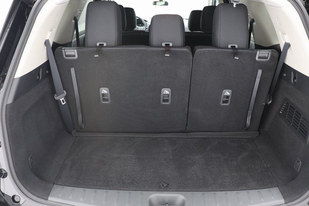 Vehicle image 21 of 21