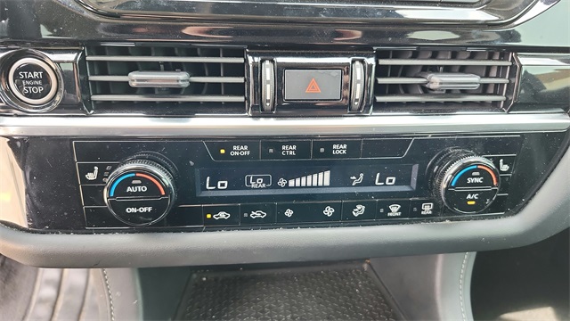 Vehicle image 22 of 41