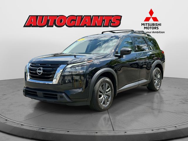 2023 Nissan Pathfinder SV Image 1 of 25