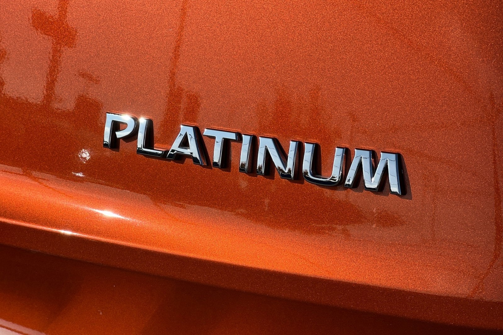 2023 Nissan Rogue Platinum Image 39 of 48