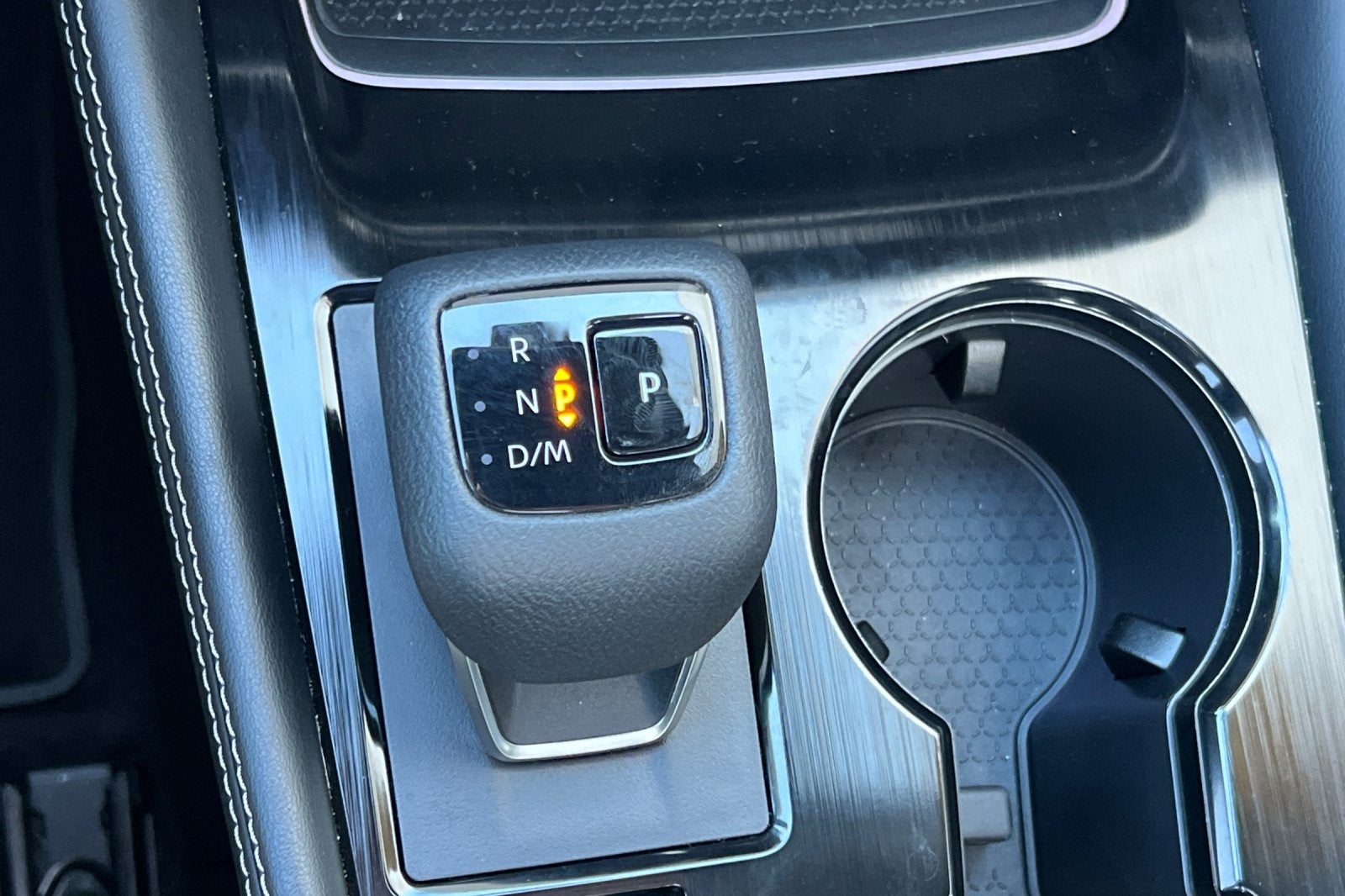 2023 Nissan Rogue Platinum Image 41 of 48