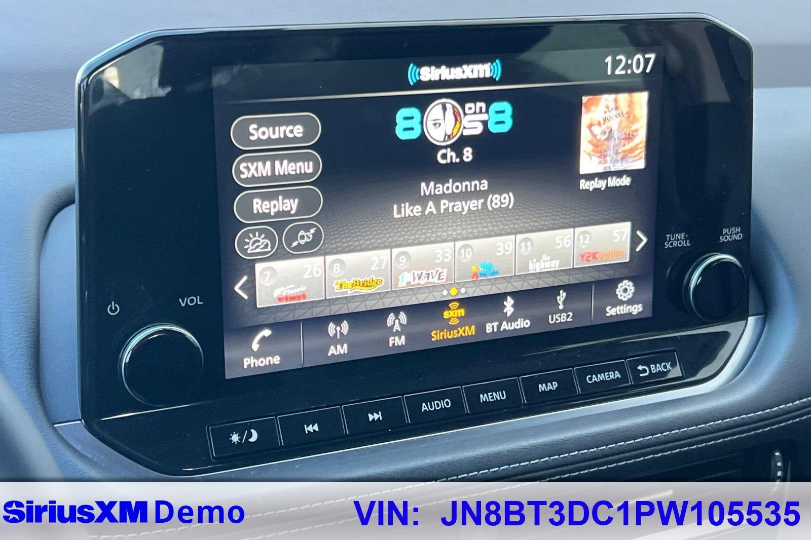 2023 Nissan Rogue Platinum Image 33 of 48