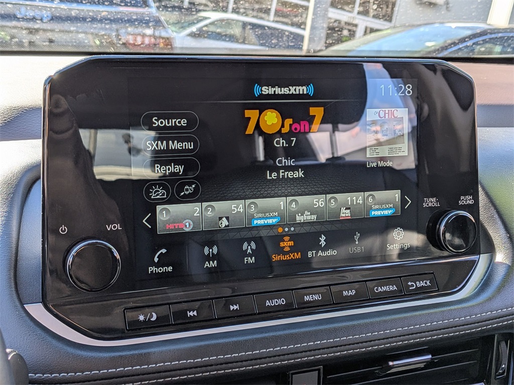 2023 Nissan Rogue Platinum Image 19 of 28