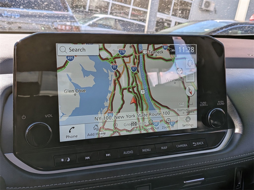 2023 Nissan Rogue Platinum Image 20 of 28