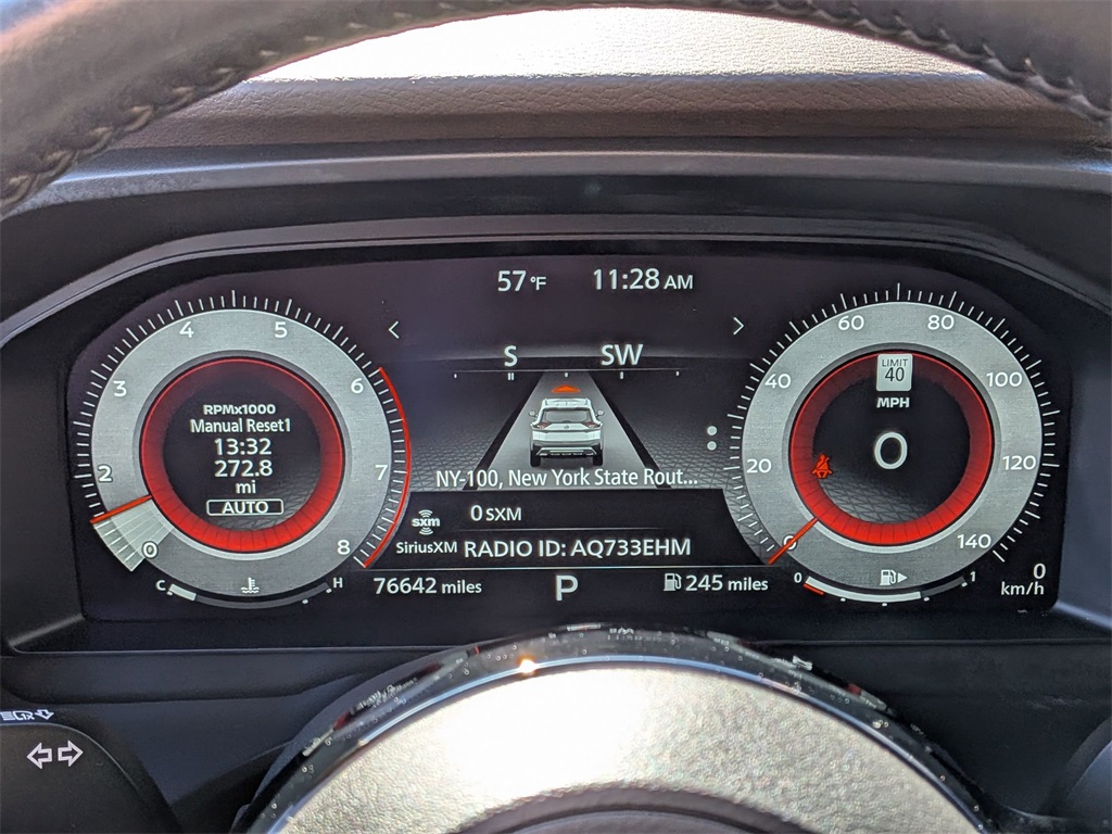 2023 Nissan Rogue Platinum Image 18 of 28