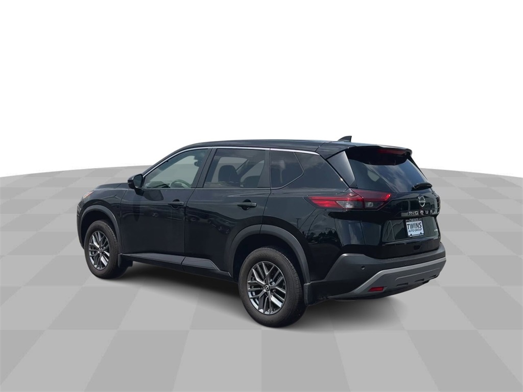 Vehicle image 8 of 30