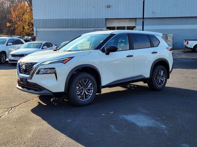 Vehicle image 8 of 27