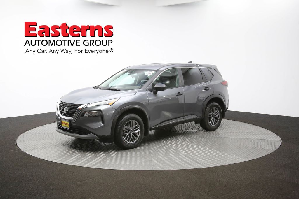 Vehicle image 2 of 61