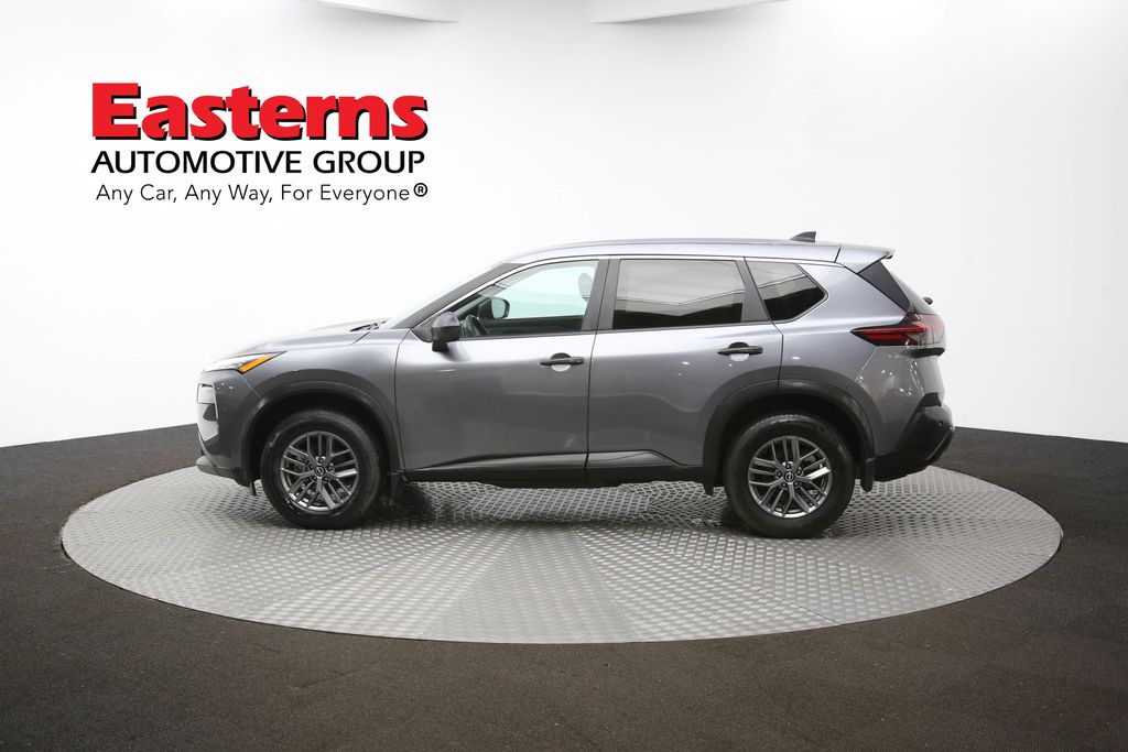 Vehicle image 34 of 61