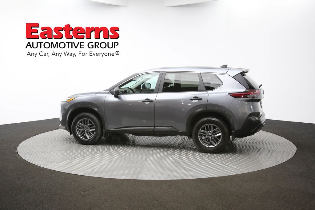 Vehicle image 36 of 61