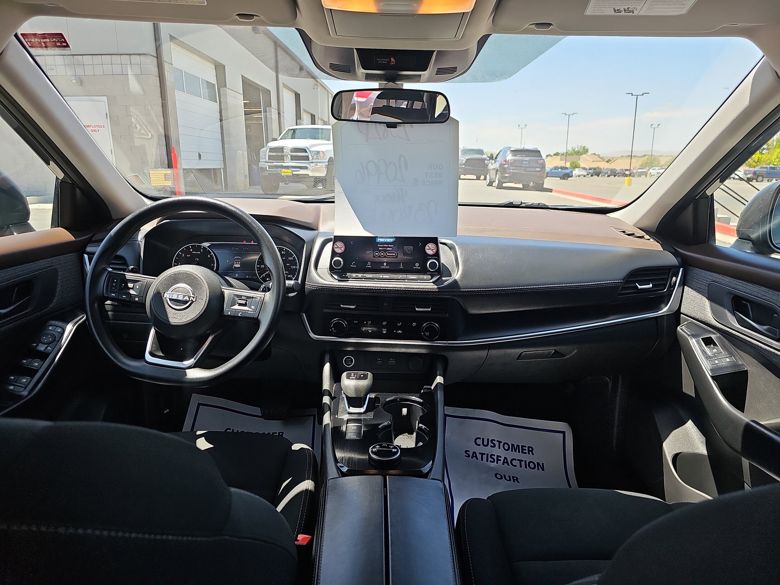 Vehicle image 16 of 30