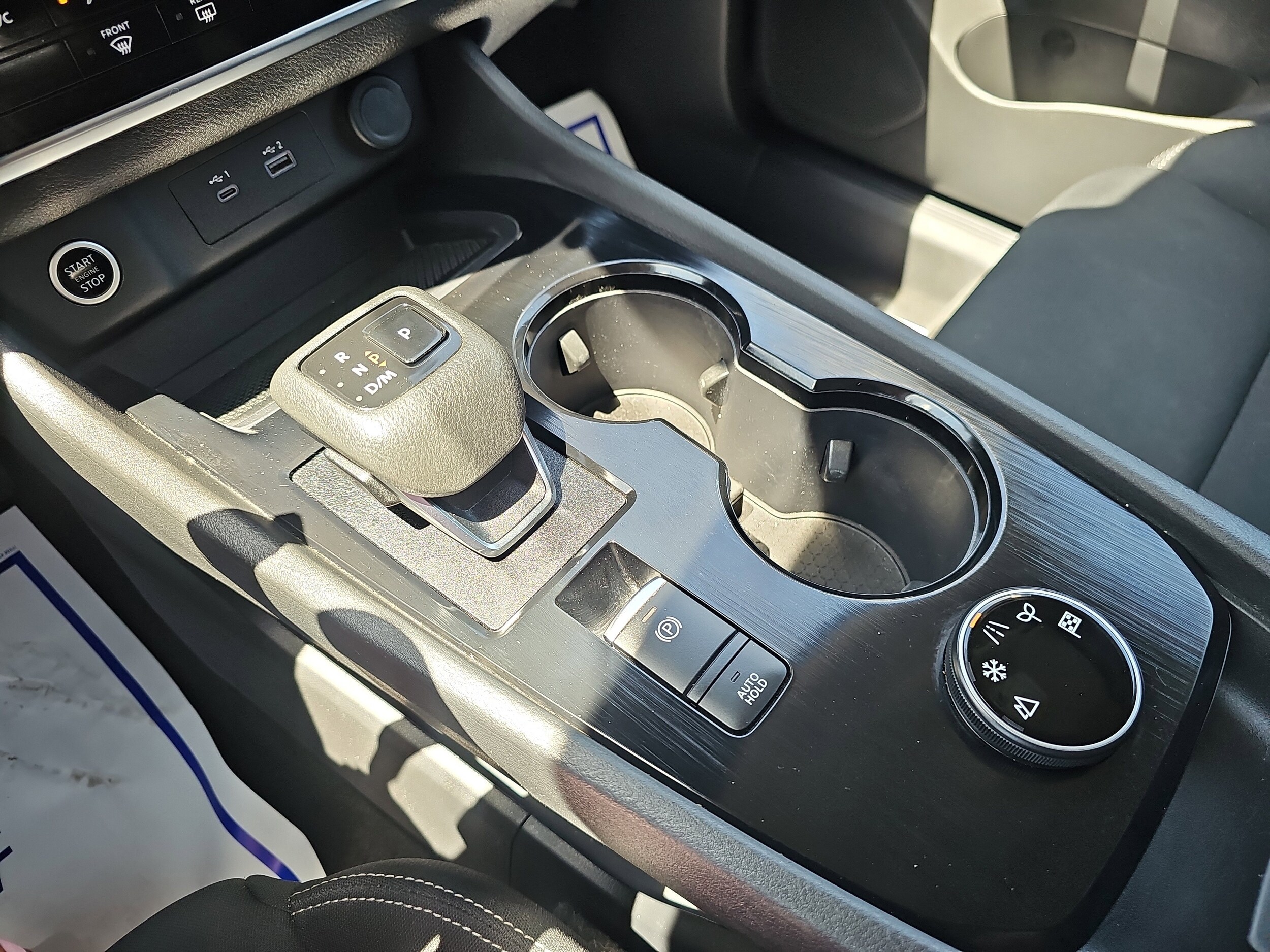 Vehicle image 23 of 30