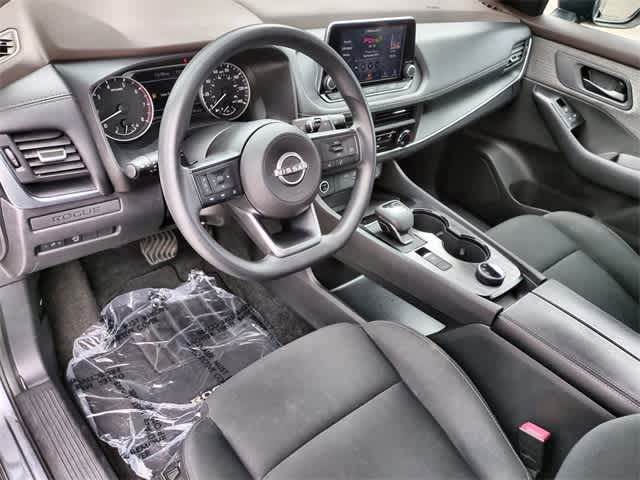Vehicle image 20 of 37