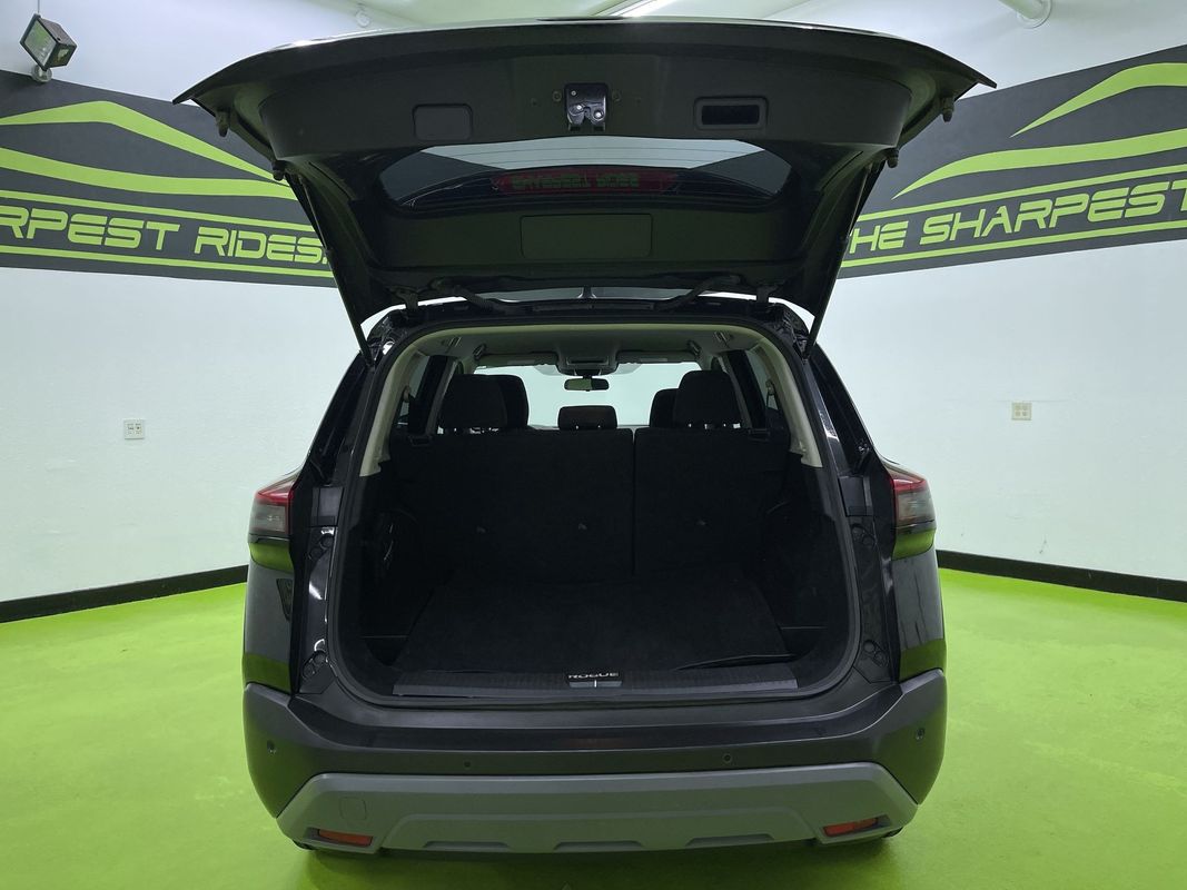 2023 Nissan Rogue S Image 13 of 27