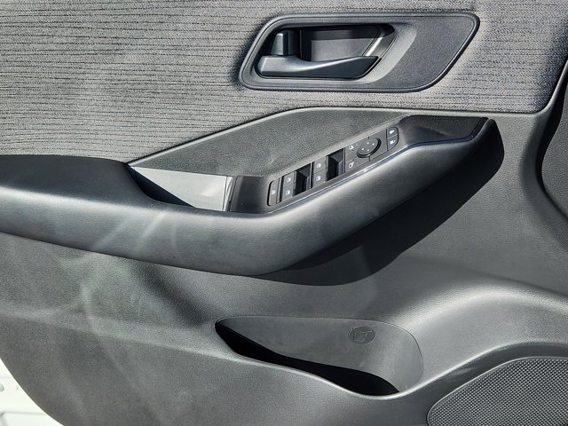 2023 Nissan Rogue S Image 19 of 24