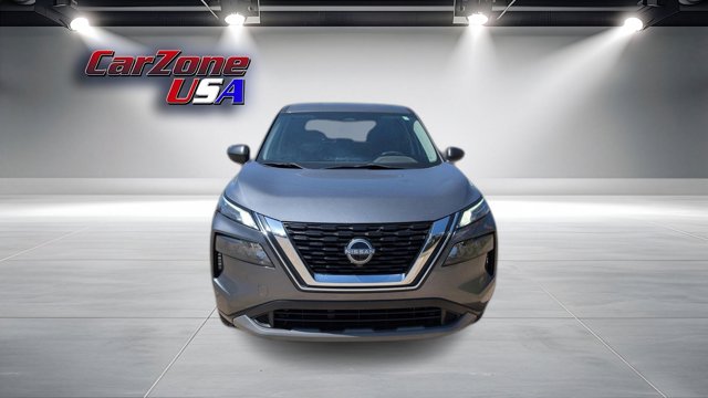 2023 Nissan Rogue S Image 2 of 31