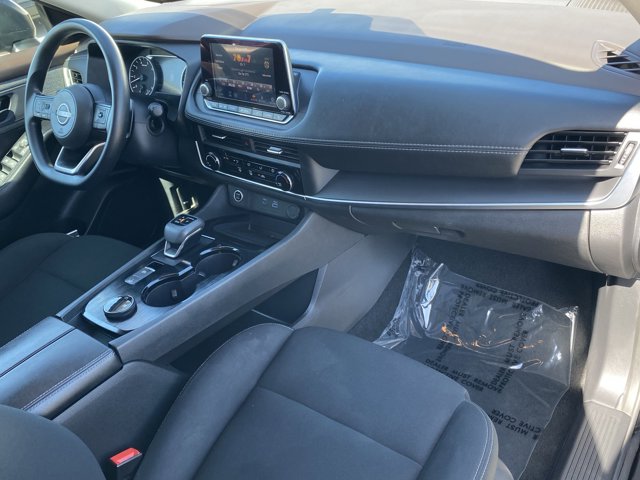 Vehicle image 10 of 30