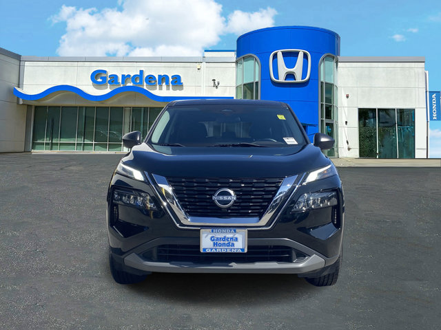 Vehicle image 2 of 30