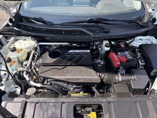 Vehicle image 11 of 33
