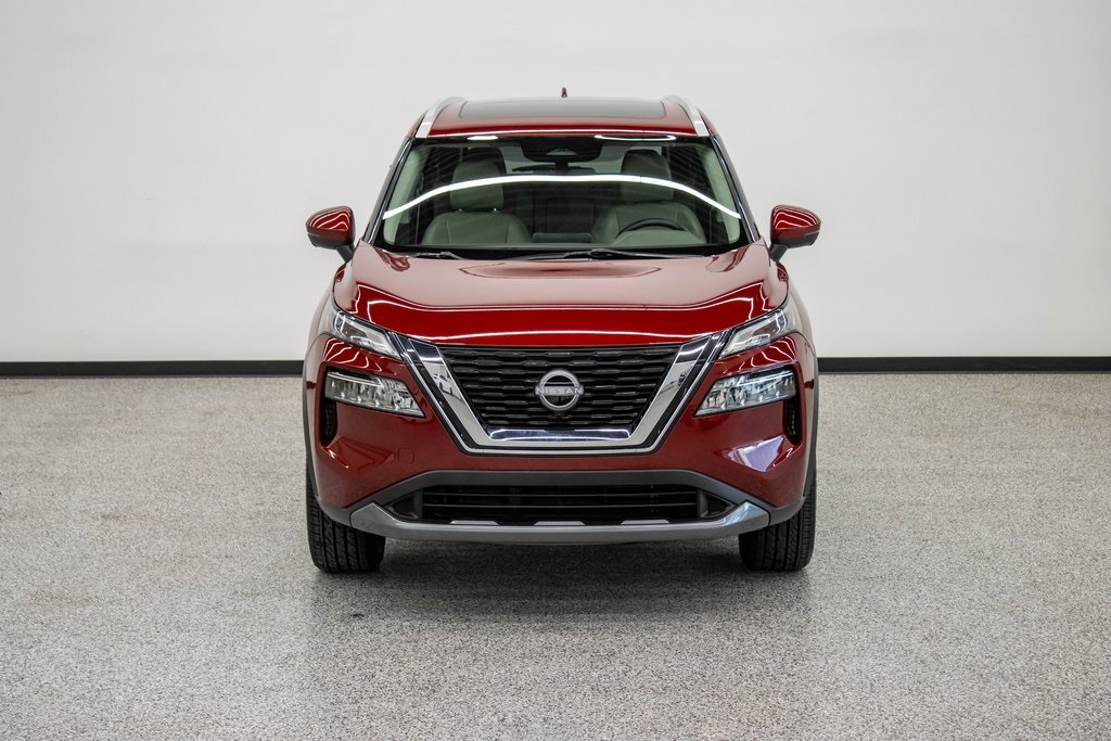 Vehicle image 2 of 28