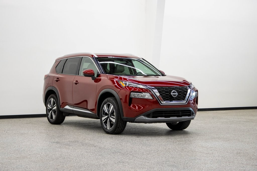Vehicle image 4 of 28
