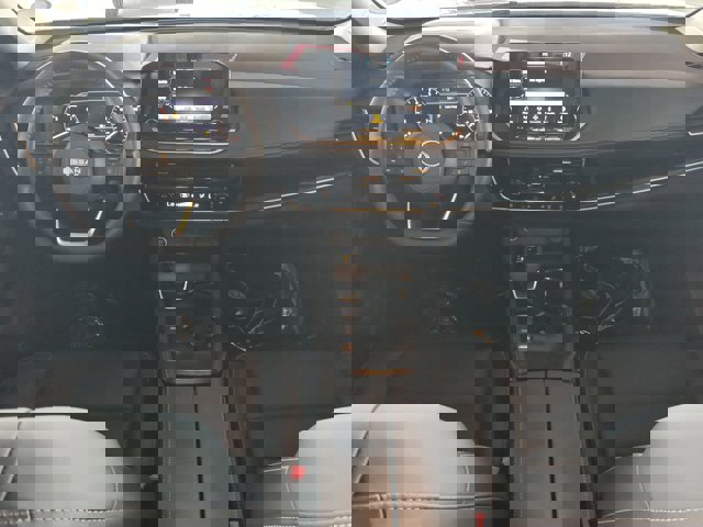 Vehicle image 14 of 29