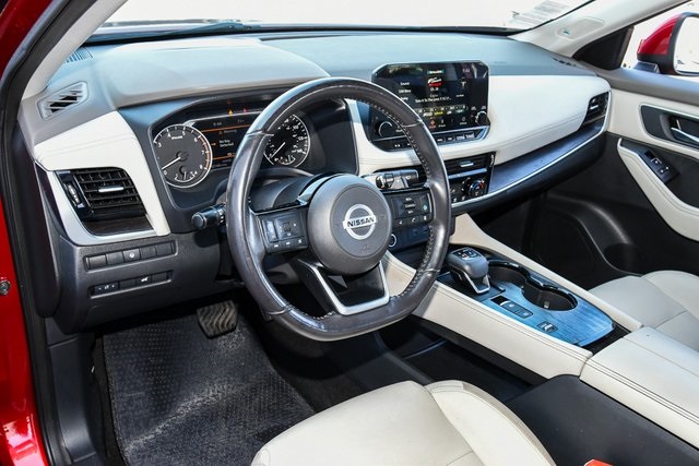 2023 Nissan Rogue SL Image 20 of 35