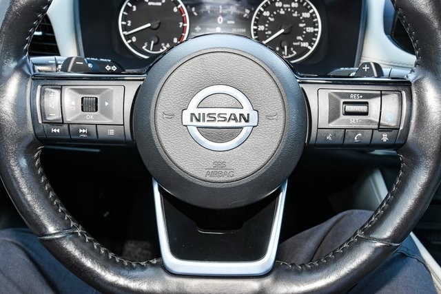 2023 Nissan Rogue SL Image 23 of 35