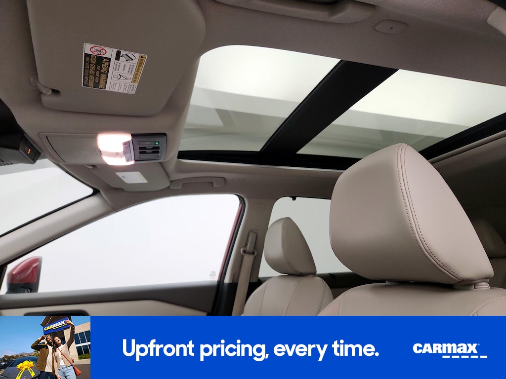 2023 Nissan Rogue SL Image 26 of 30