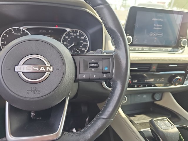 Vehicle image 20 of 24