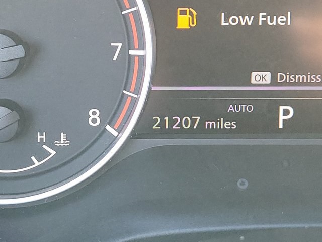 2023 Nissan Rogue SL Image 13 of 20