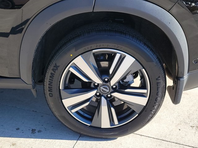 2023 Nissan Rogue SL Image 7 of 20