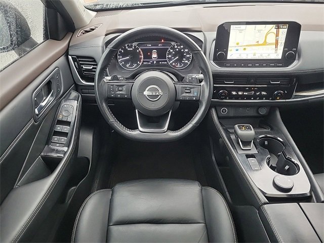 Vehicle image 16 of 31