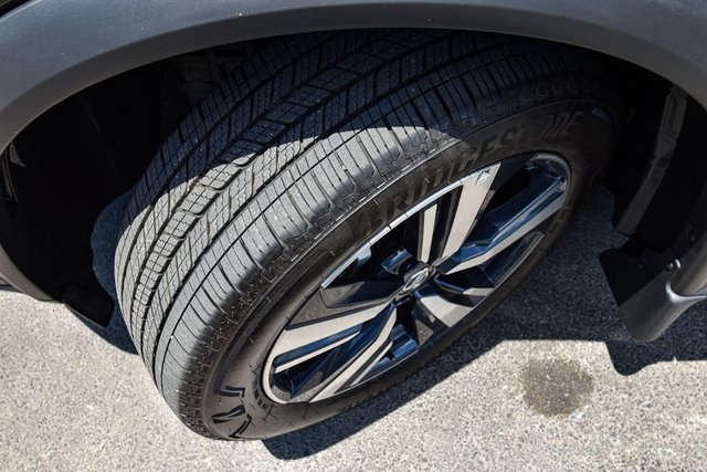 2023 Nissan Rogue SL Image 12 of 40