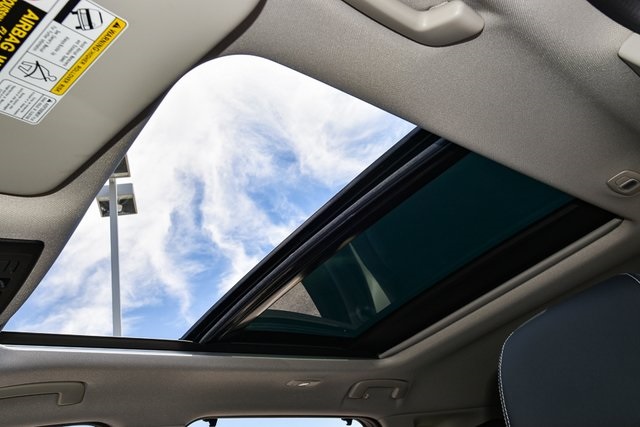 2023 Nissan Rogue SL Image 36 of 40