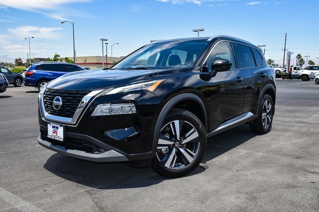 2023 Nissan Rogue SL Image 1 of 40