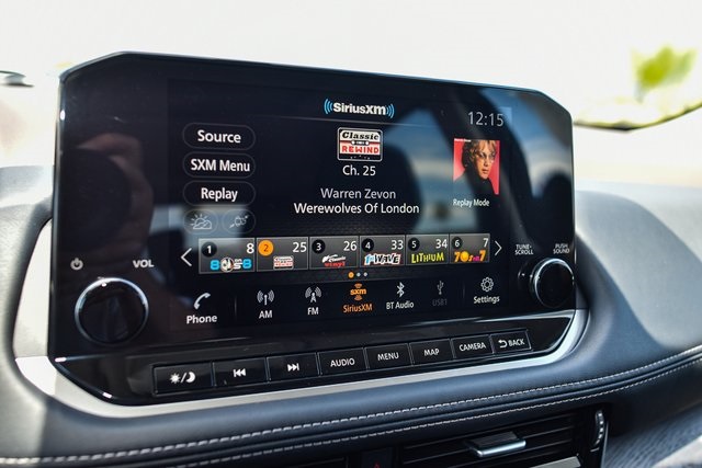 2023 Nissan Rogue SL Image 28 of 40