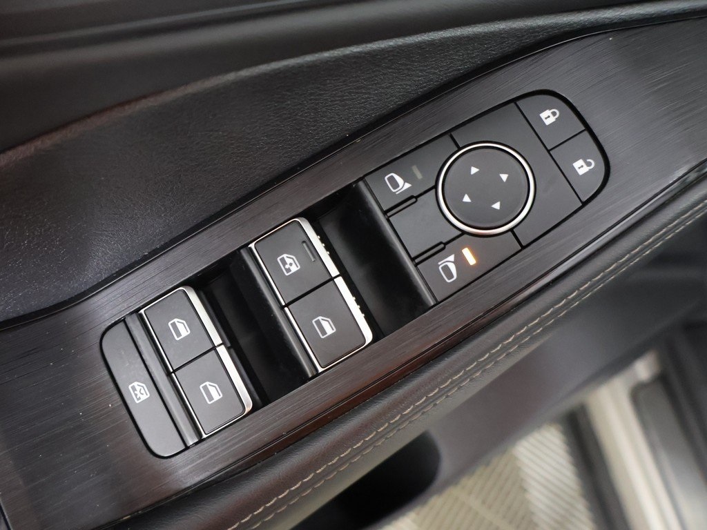 2023 Nissan Rogue SL Image 46 of 54