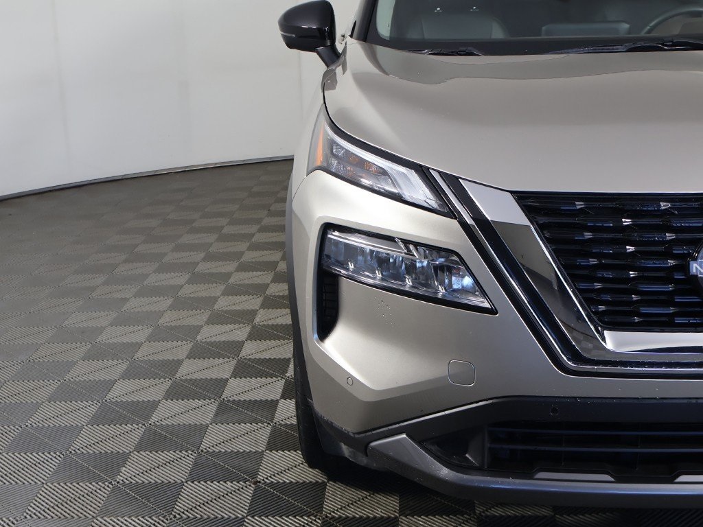 2023 Nissan Rogue SL Image 34 of 54