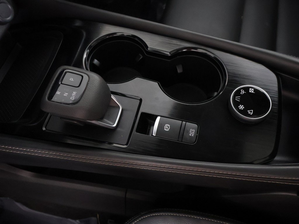 2023 Nissan Rogue SL Image 28 of 54